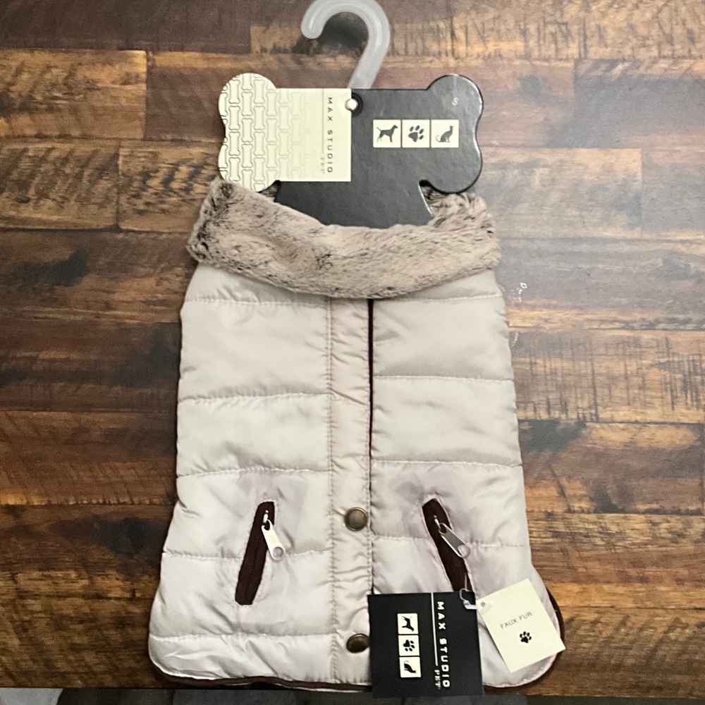 Max Studio Kids Cream and Brown Quilted Vest